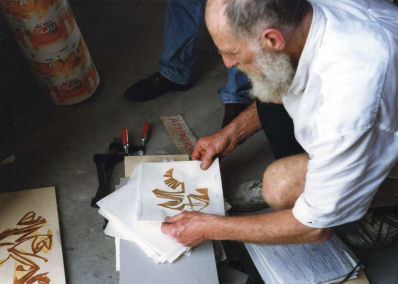 K working on artvocado rune